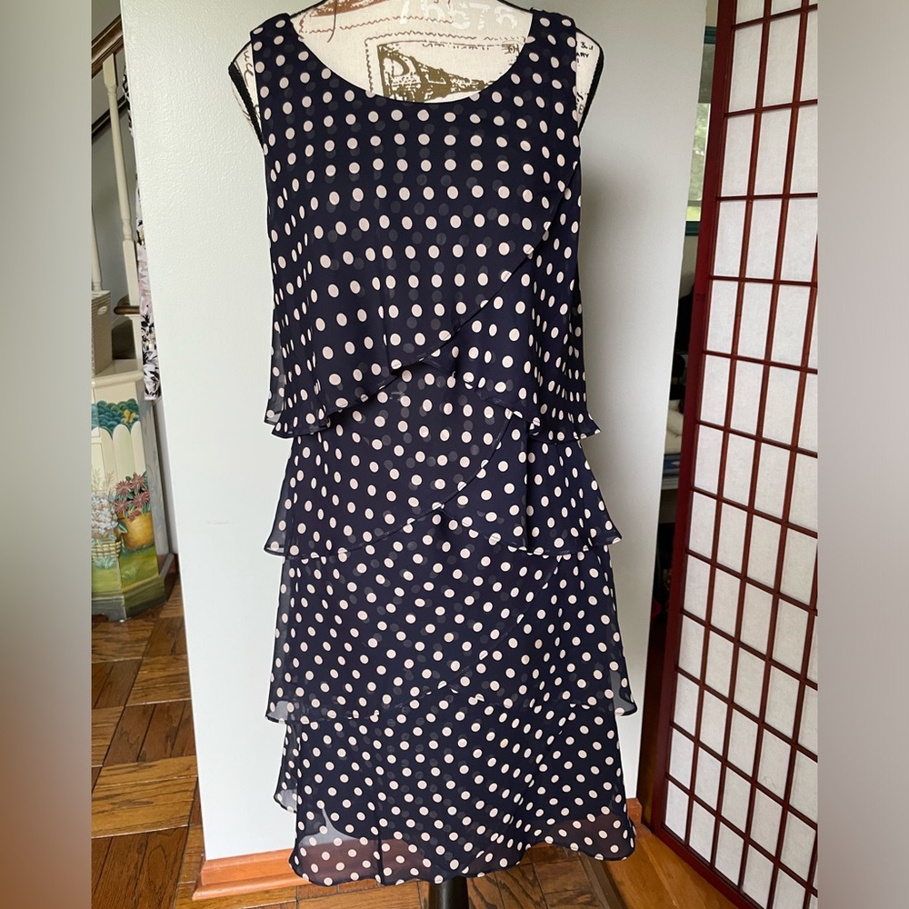 SLNY Chiffon Tiered Dress, size 10, Navy Blue